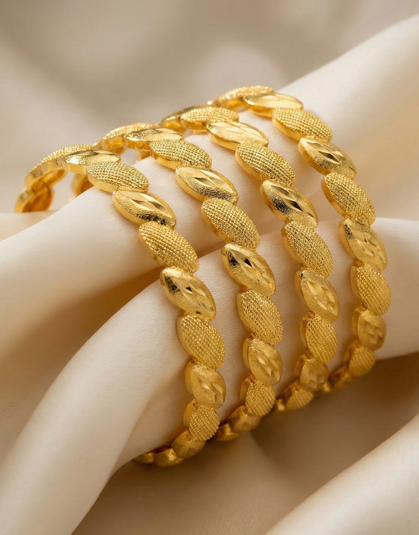 Leaf Pattern Traditional Bangles