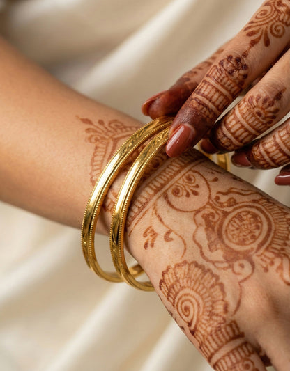 PLAIN SMOOTH  BANGLES