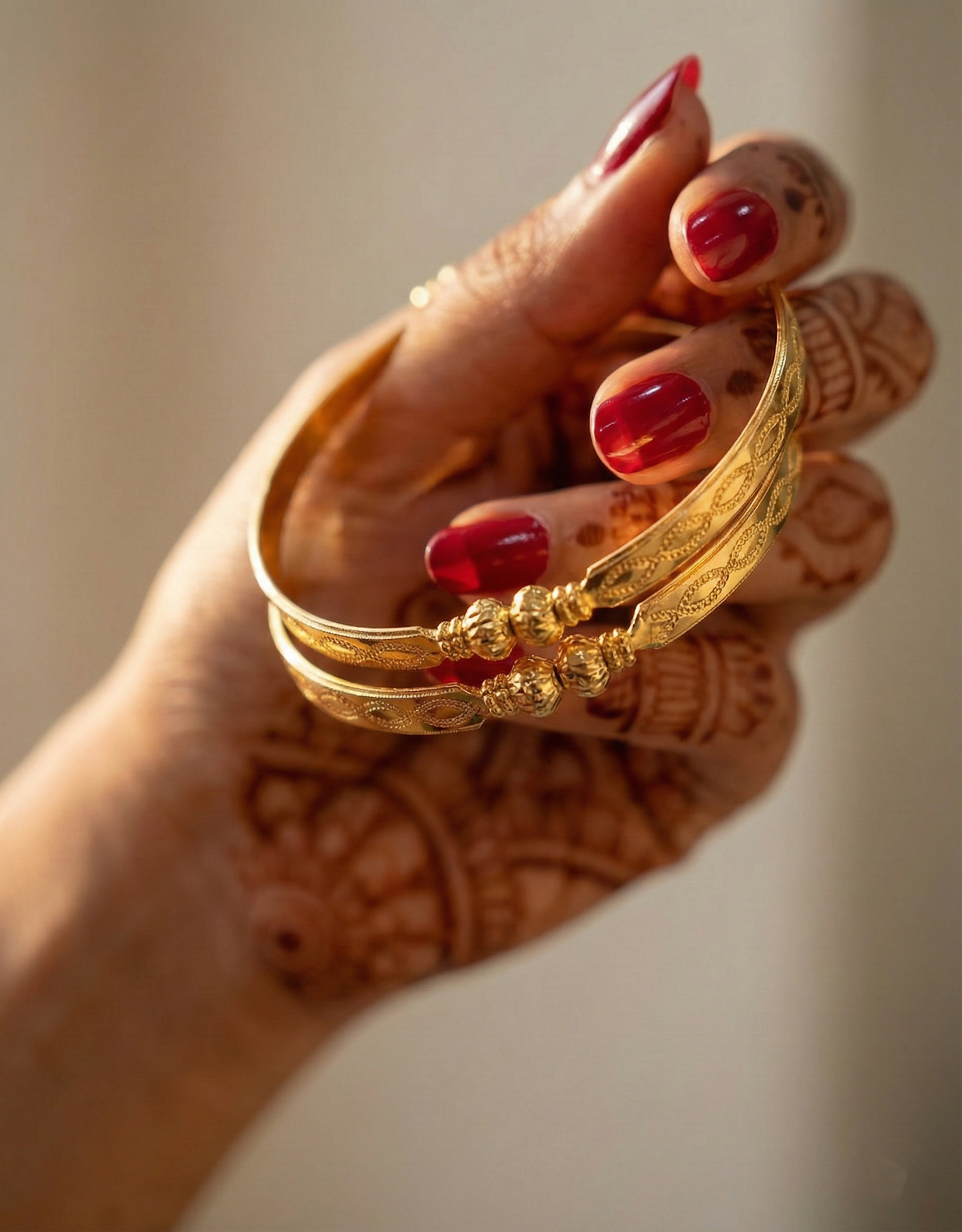 Elegant Etched Bangle Set