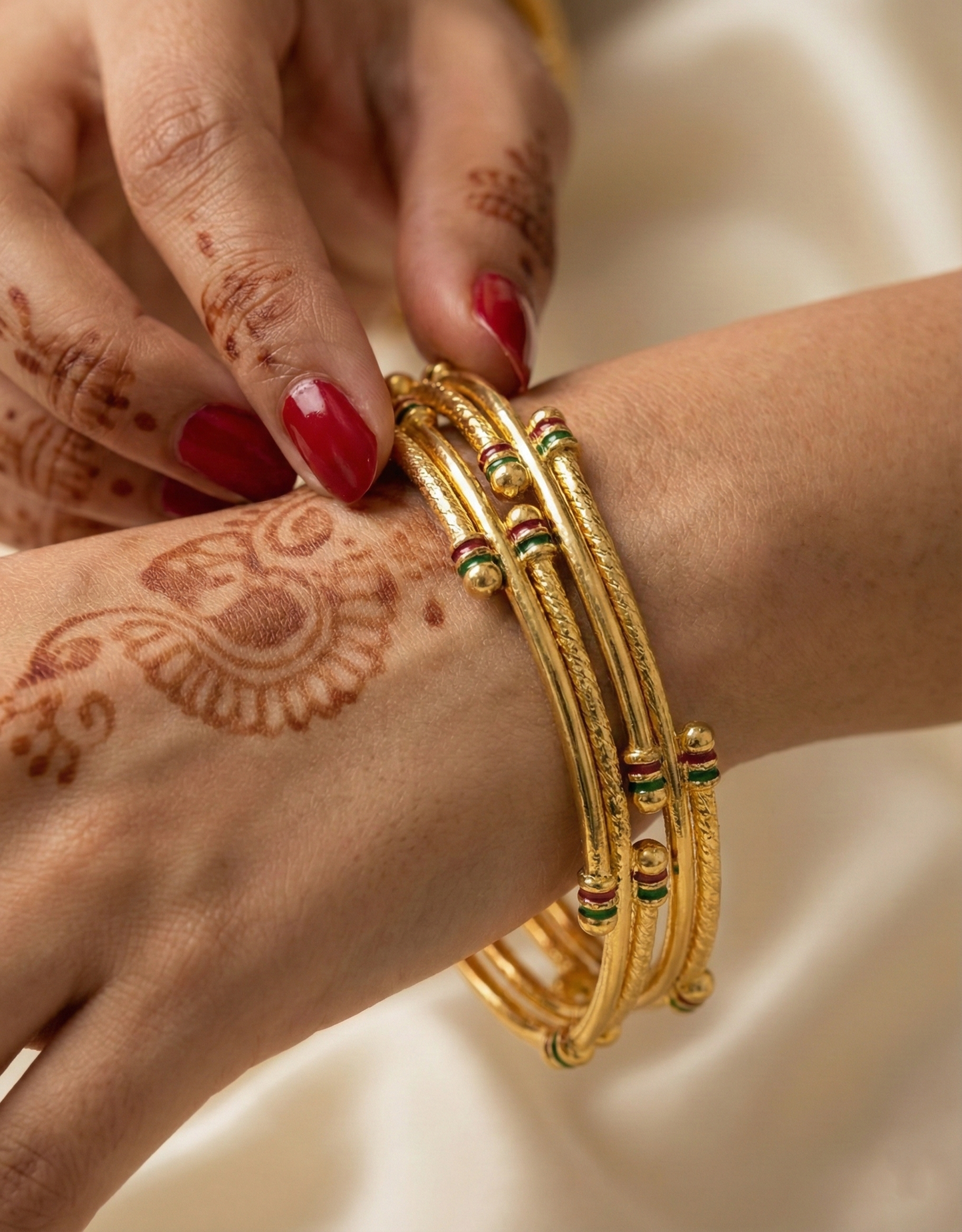 Meenakari Work Bangle Set