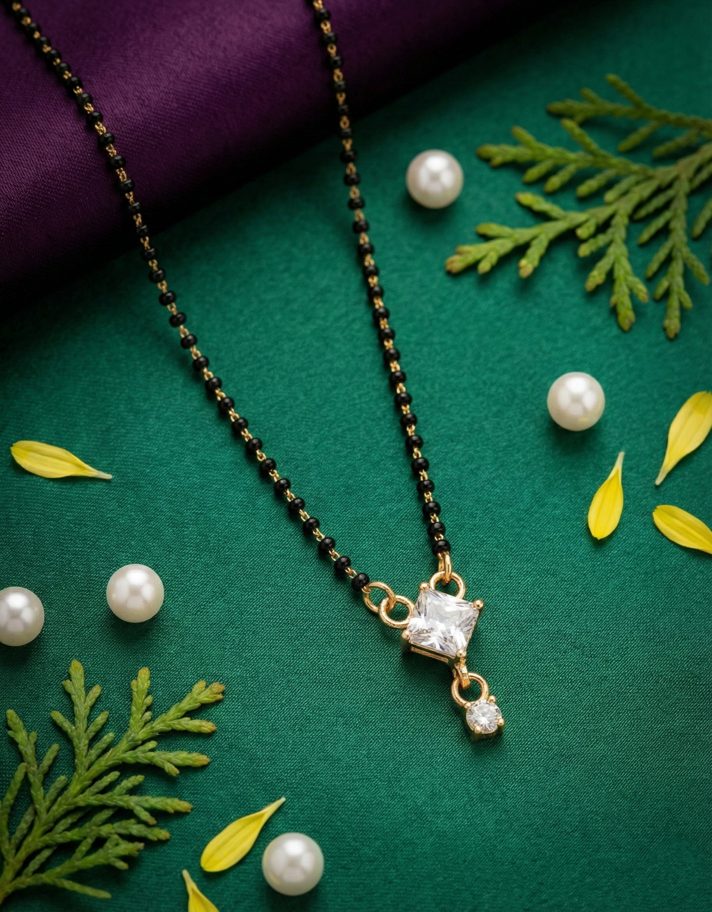 Solitaire Square Stone Short Mangalsutra