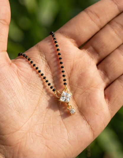 Solitaire Square Stone Short Mangalsutra