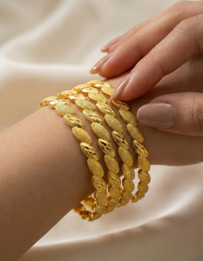 Leaf Pattern Traditional Bangles