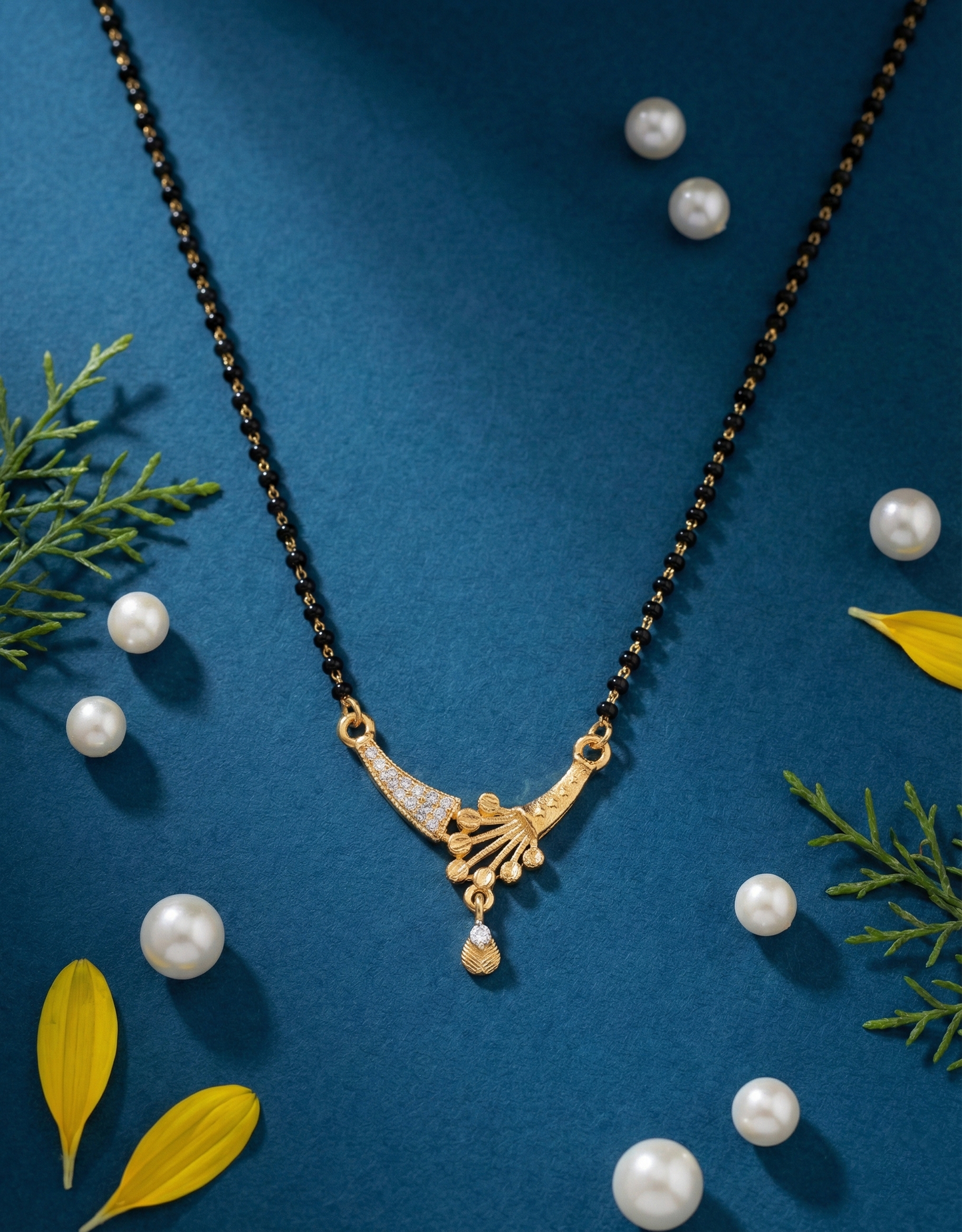 Studded Curved Mangalsutra