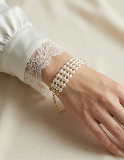 vintage style pearl Bracelet