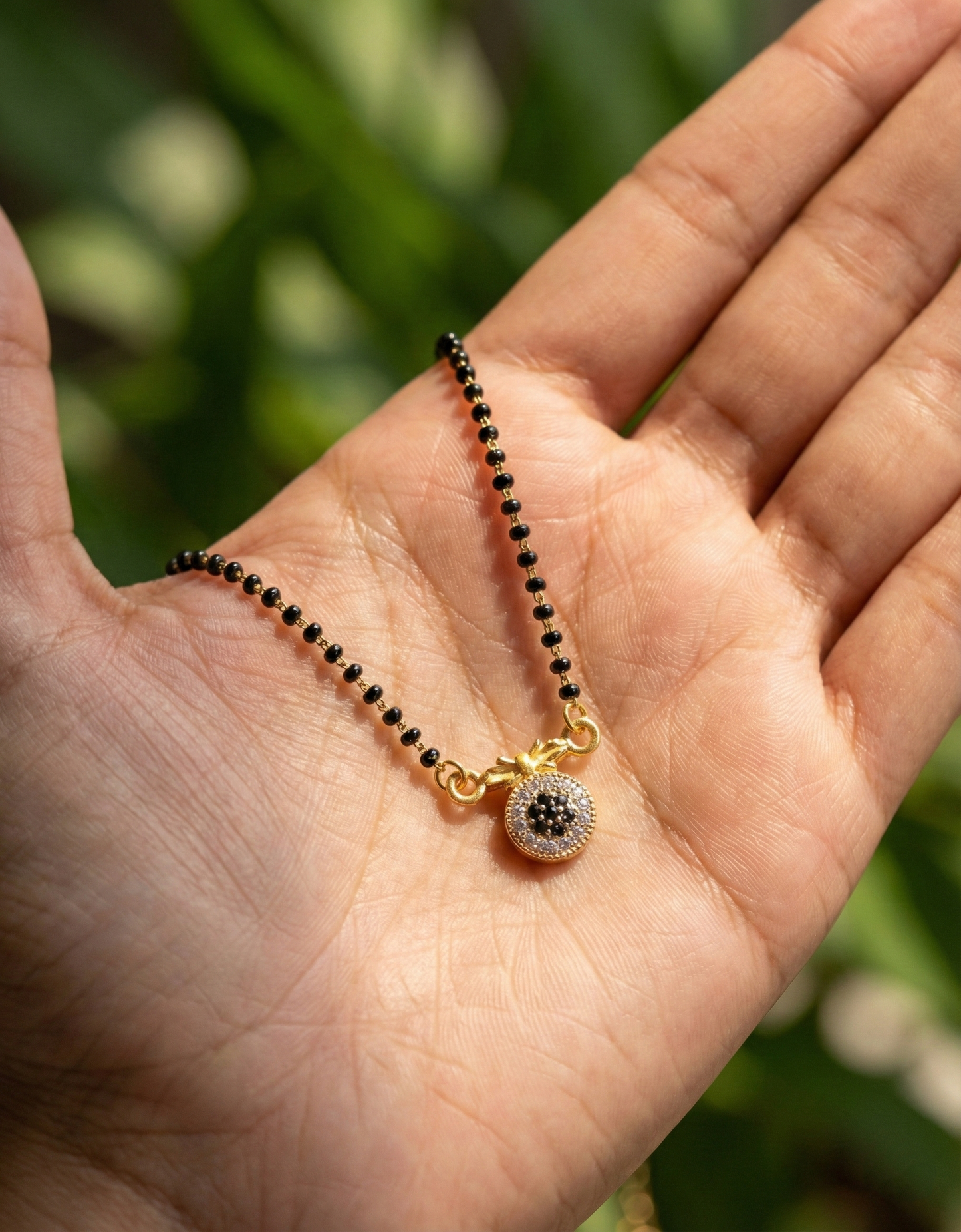Circular Halo Pendant Mangalsutra