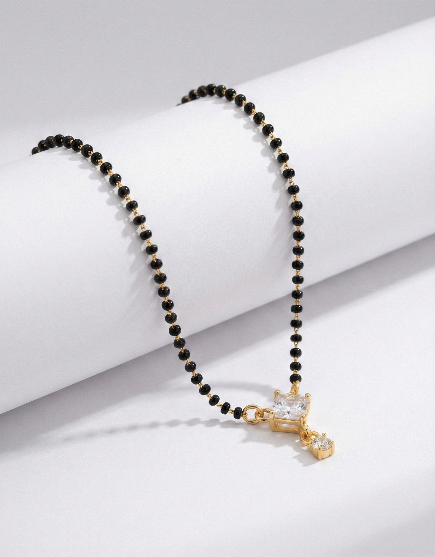 Solitaire Square Stone Short Mangalsutra