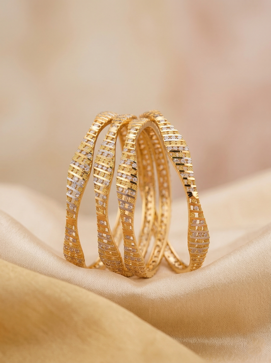 Modern Wavy  Bangle Set