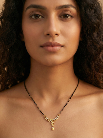 Elegant Short Tanmaniya Mangalsutra